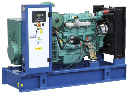 60hz 200 Kw Cummins Diesel Generators Three Phase With Water Cooling System